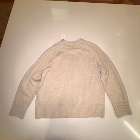 Abercrombie & Fitch Cowboy Sweater, Size M, NWT - Picture 6 of 6